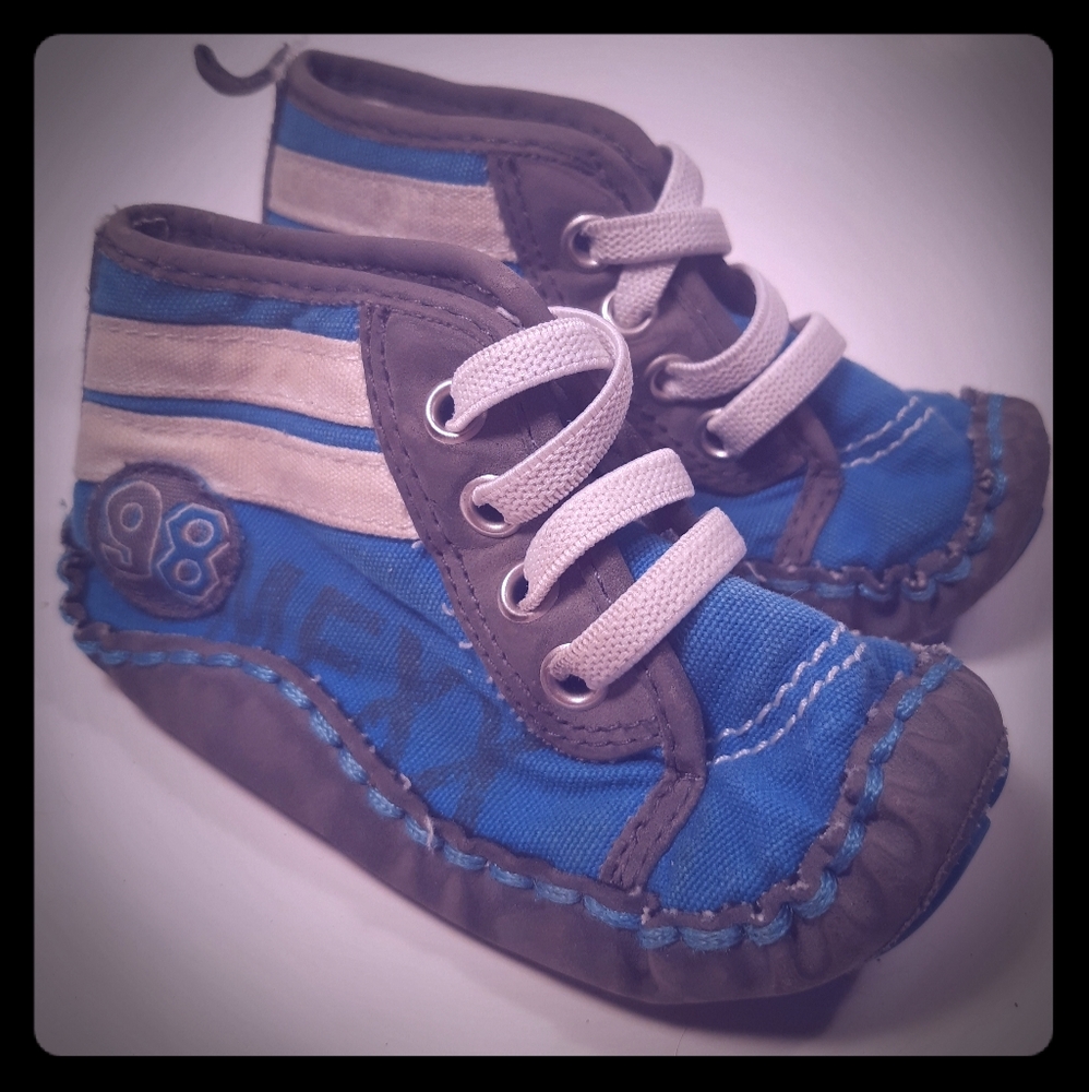 3/25$ Mexx baby boy mocassins size 9 month